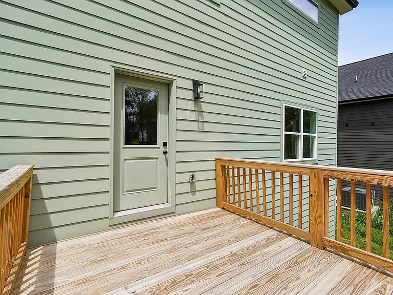 1809 Golf Club Rd — Photo 24