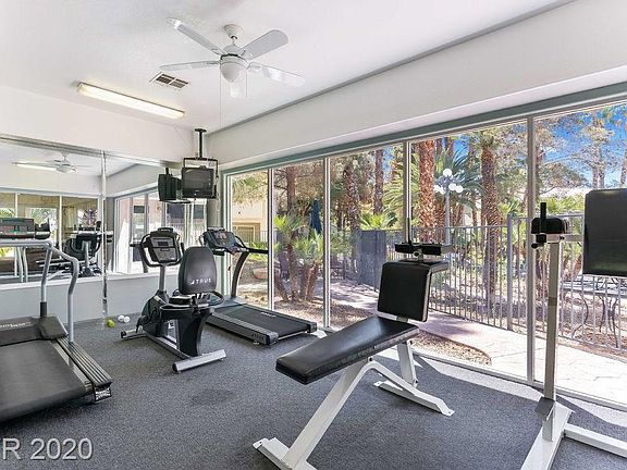 3rd image of 3174 Tarpon Dr Unit 102