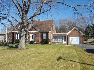 22112 Haskins Rd, Bowling Green, OH 43402