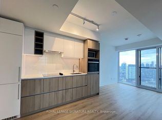 319 Jarvis St #4202, Toronto, ON M5B 2C2