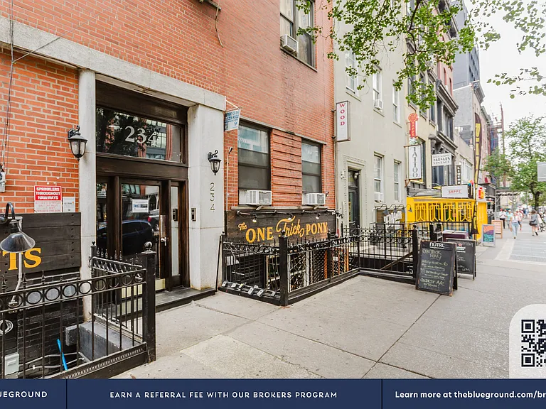 234 W 14th St #3E — Photo 16