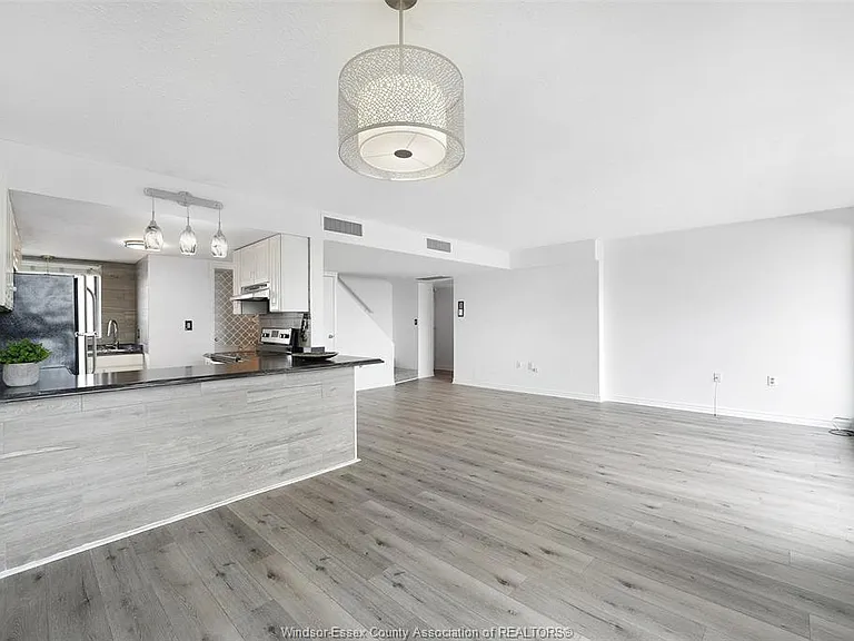 380 Pelissier St #1608 — Photo 6