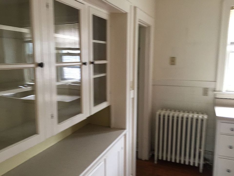 Upstairs unit kitchen 