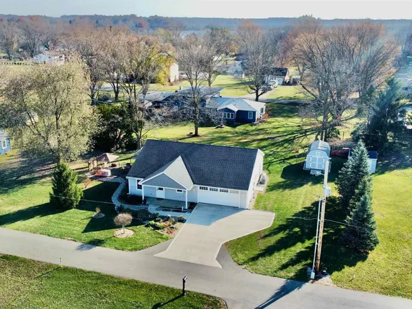 13638 Leo Rd, Leo, IN 46765