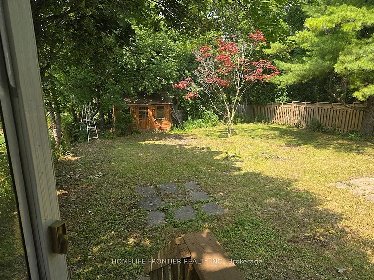 102 Betty Ann Dr — Photo 14
