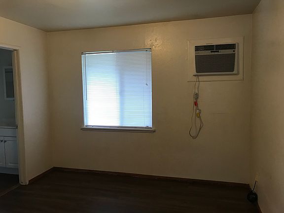 3rd image of 211 W 1st Ave #H