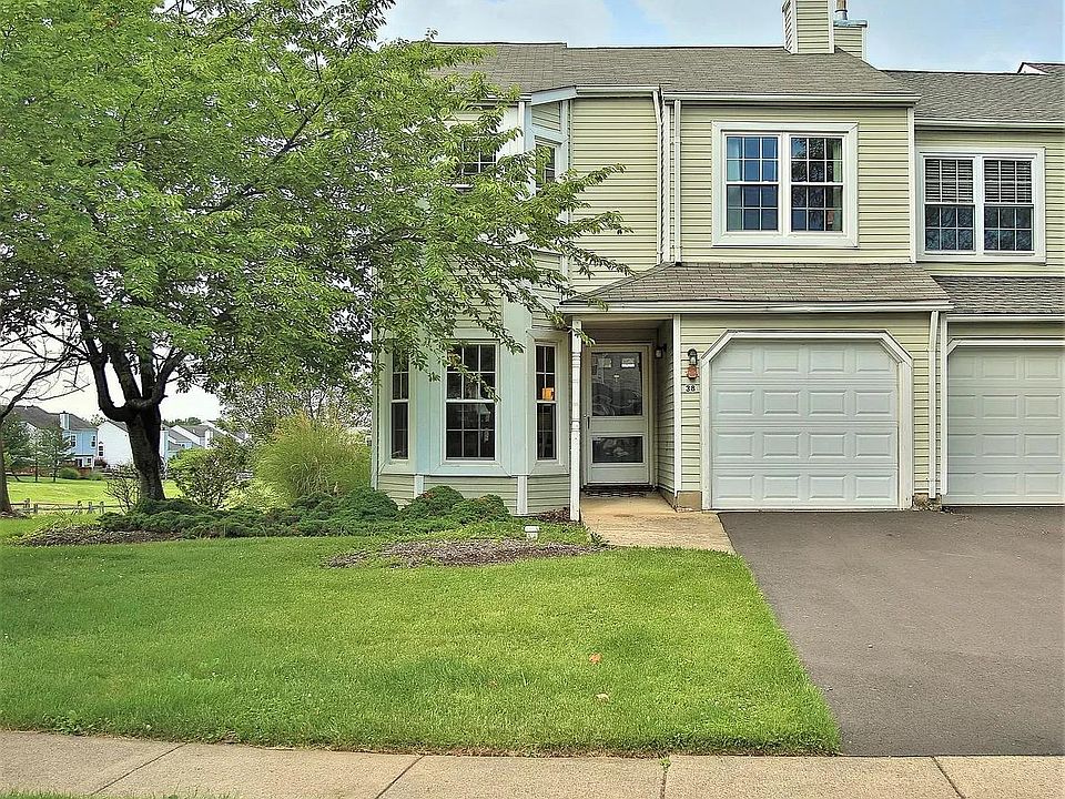 1st image of 38 Parkview Way