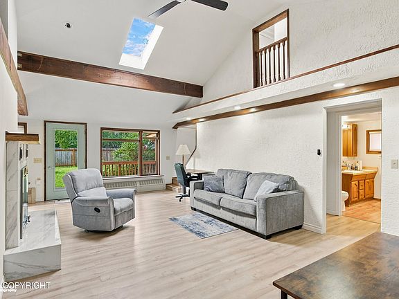 4th image of 3008 W 29th Ave