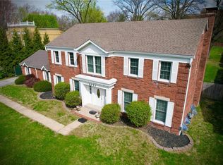 5357 Lindell Blvd, Saint Louis, MO 63112