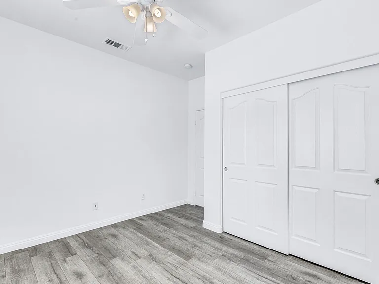 5810 Redhaven St — Photo 17