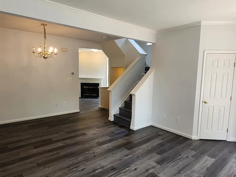 45512 Lakemont Sq — Photo 3