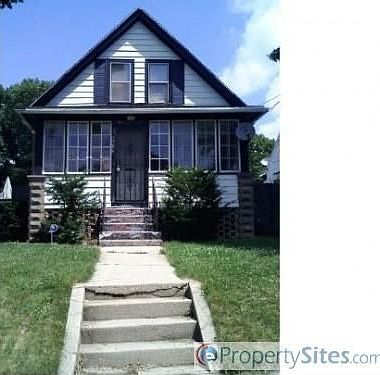 1st image of 2206 16th Ave