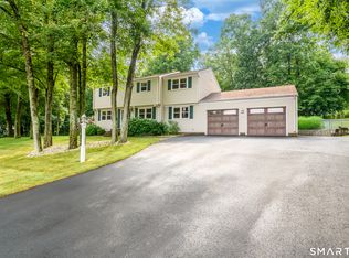 18 Hillside Drive, Ellington, CT 06029