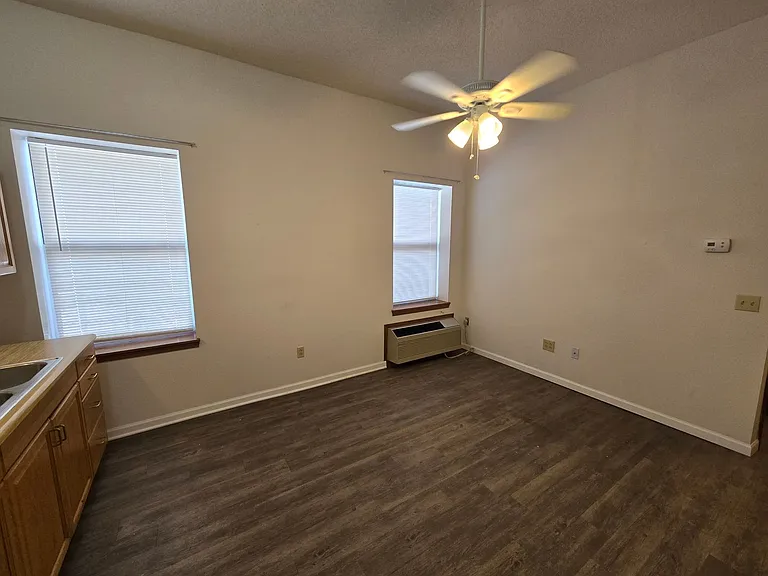 Swingle House Apartments — Photo 6