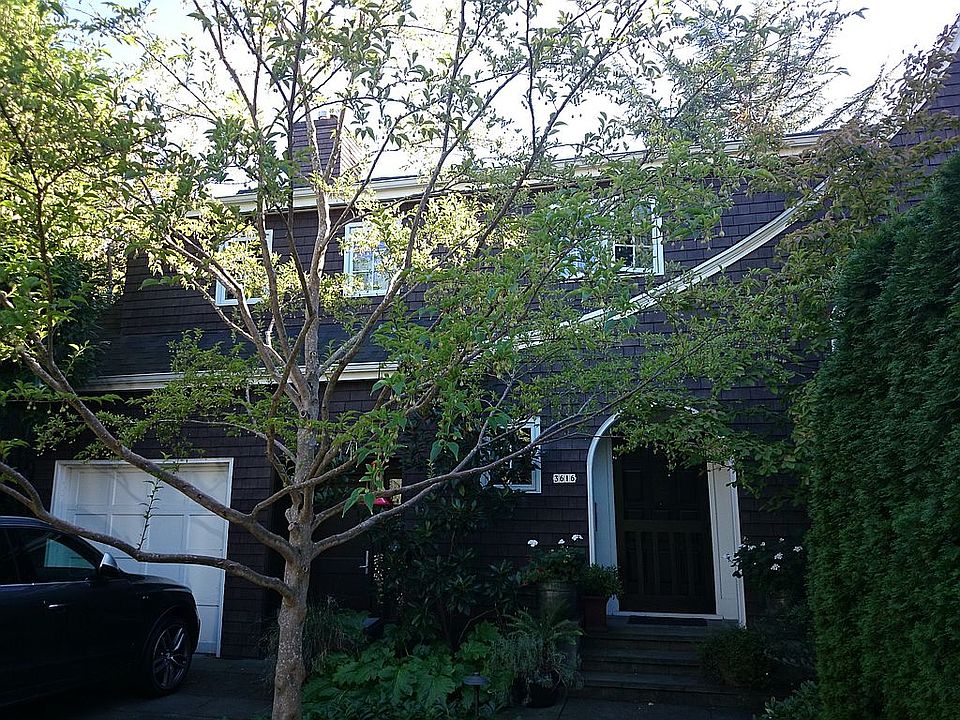 2nd image of 3616 W Laurelhurst Dr NE