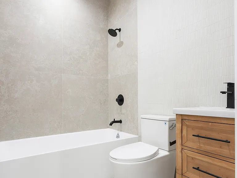 321 Eckford St #3 — Photo 16