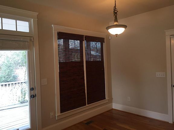 Breakfast nook