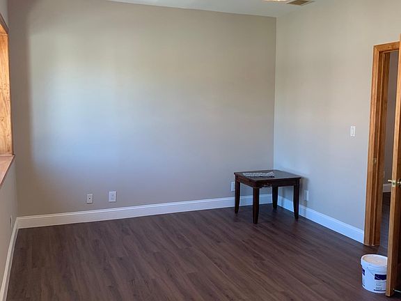2nd image of 3284 Ampere Ave