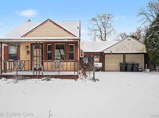 5843 Banner St, Taylor, MI 48180