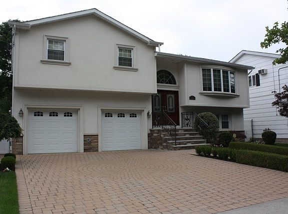2nd image of 274 Barclay Ave