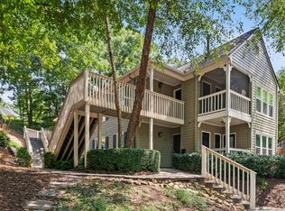 500 Bainbridge Dr, Sandy Springs, GA 30327