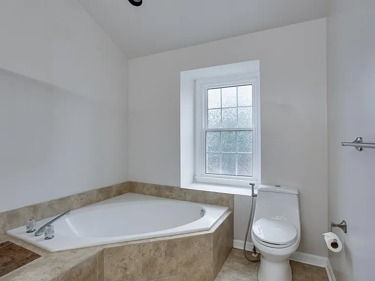 21707 Leatherleaf Cir — Photo 20