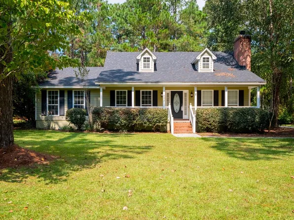 4972 Timberwood Dr, Hahira, GA 31632