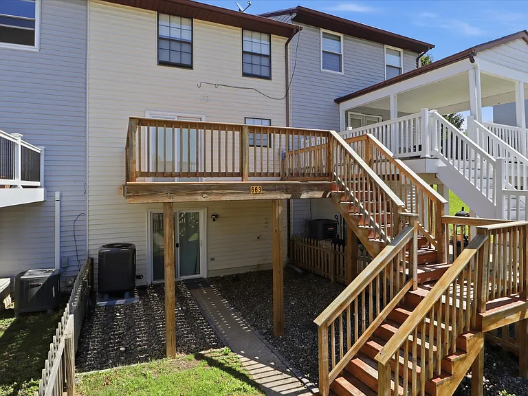 663 Johahn Dr — Photo 15