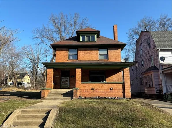 238 Lora Ave, Youngstown, OH 44504
