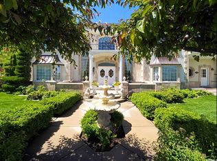 8996 S Canyon Gate Rd, Sandy, UT 84093