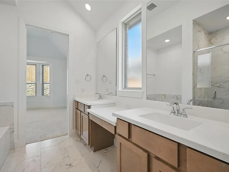 5060 Westhaven Cir — Photo 11