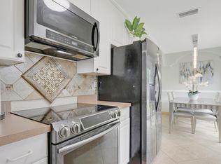 526 NW Ferris Dr, Port Saint Lucie, FL 34983