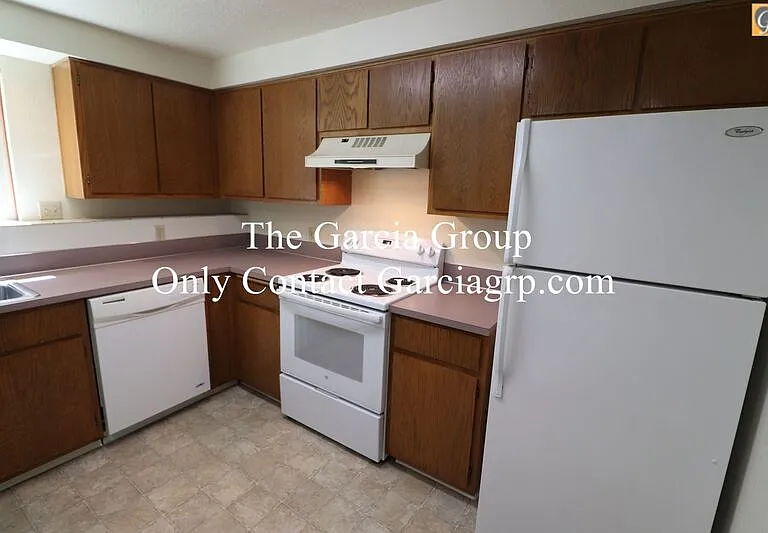 6017 SW Karla Ct — Photo 2