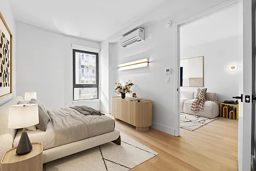 130 Hope St Photo 1