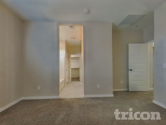 5th image of 4559 E Gary St