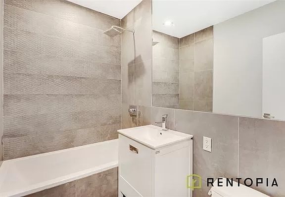 5th image of 283 Malcolm X Blvd #3R