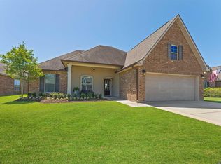 17816 Waterloo Dr, Baton Rouge, LA 70817