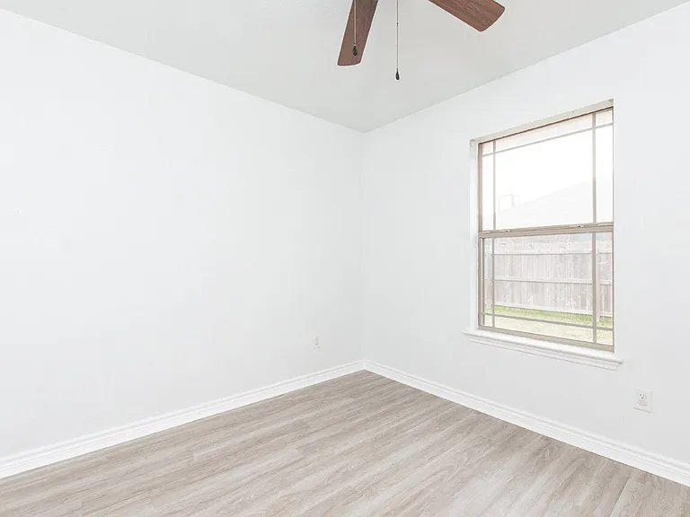 4602 Lauren Mackenzie Dr — Photo 14