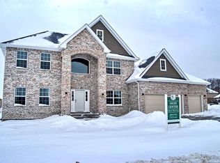12758 Dunmoor Dr, Lemont, IL 60439