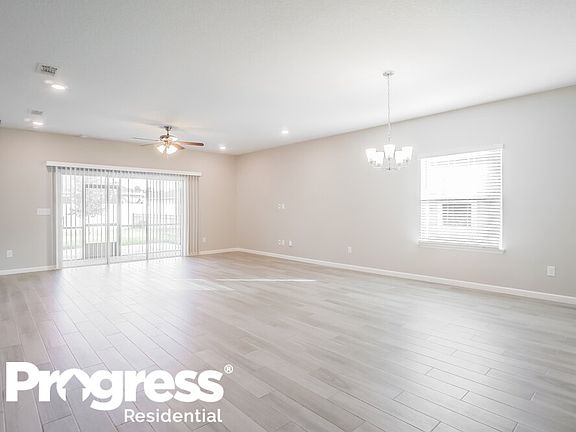 5th image of 106 Tintamarre Dr