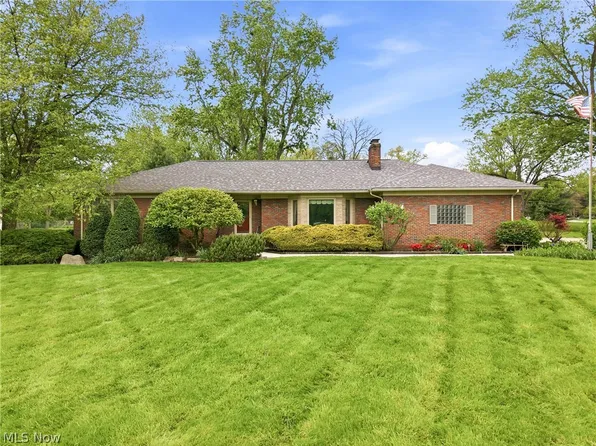 4122 Devon Dr SE, Warren, OH 44484