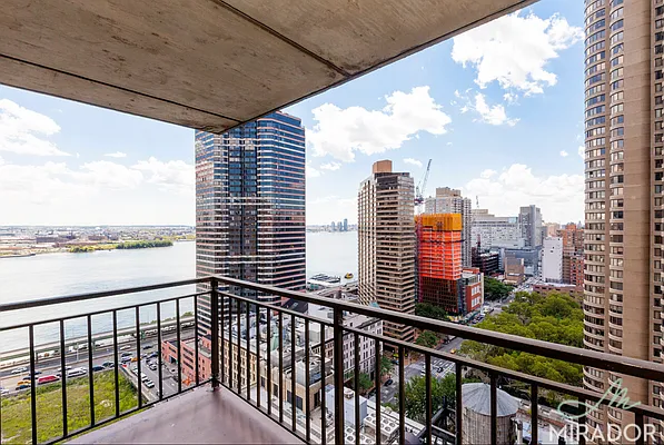 Rented by Mirador Real Estate | media 43