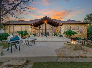 111 Denny Fox Dr, Burnet, TX 78611