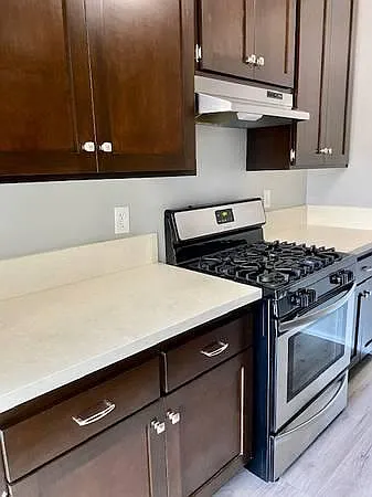 501 Magnolia St #210 — Photo 2