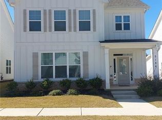 5184 Parkwood Dr, Flowery Branch, GA 30542