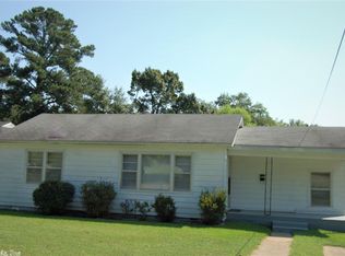 801 Park Dr, Benton, AR 72015