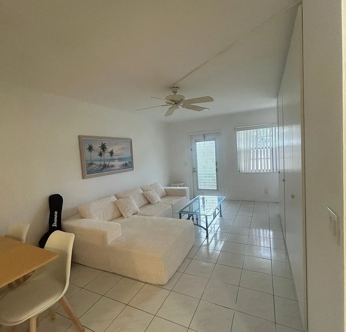 2 bed, 1.5 bath, 700 sqft, $1,600 — Photo 2