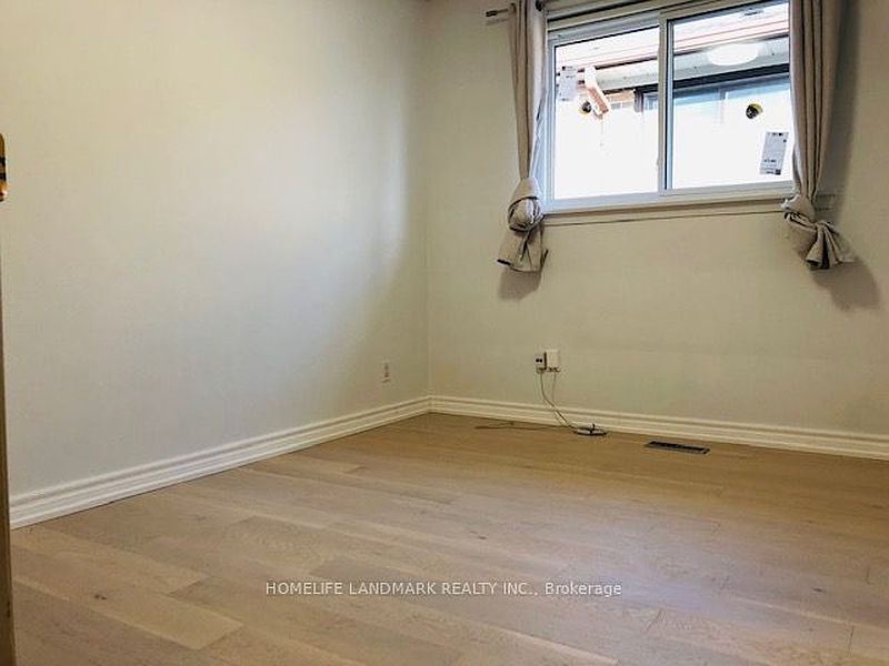 Toronto House for rent - 3 Bedrooms — photo 14