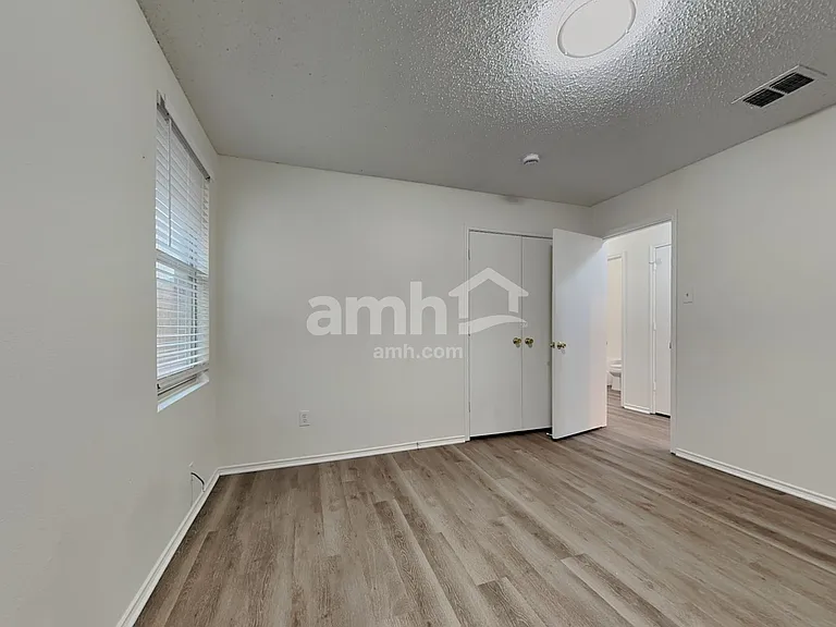 618 Ragwood Rd — Photo 15