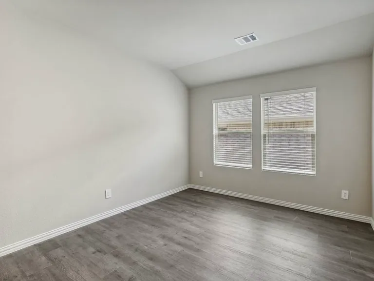 612 Huntley Dr — Photo 27